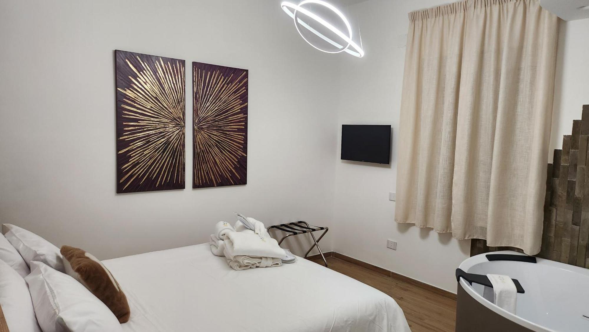 Appartamento Three Moons Boutique House/Calypso Salerno Esterno foto