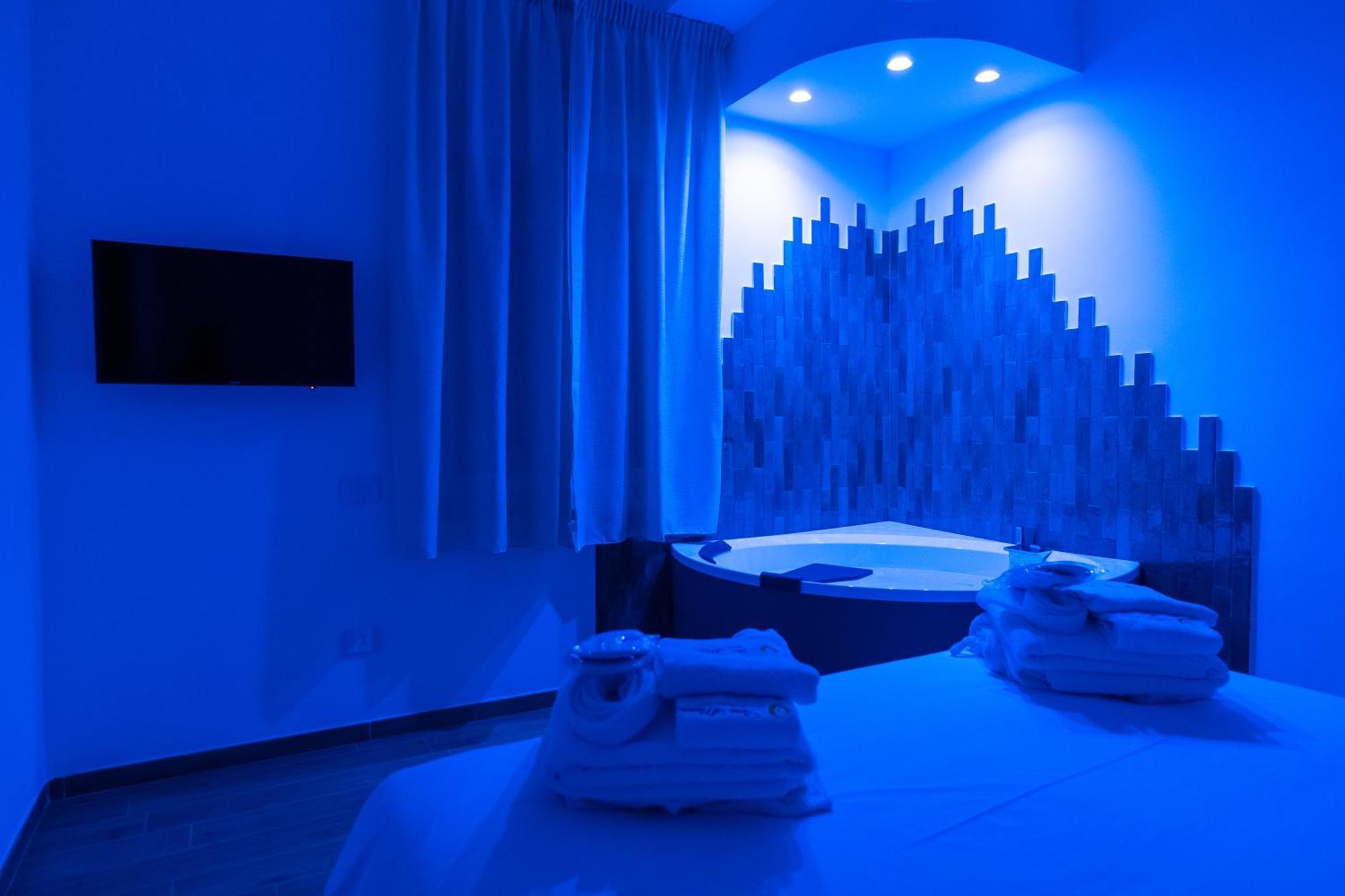 Appartamento Three Moons Boutique House/Calypso Salerno Esterno foto