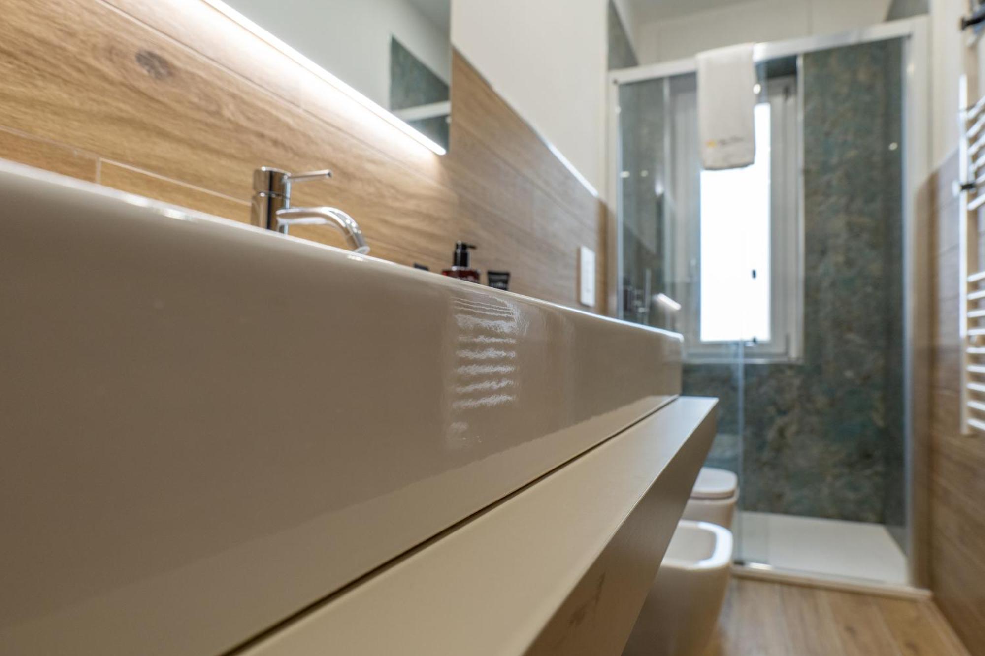 Appartamento Three Moons Boutique House/Calypso Salerno Esterno foto