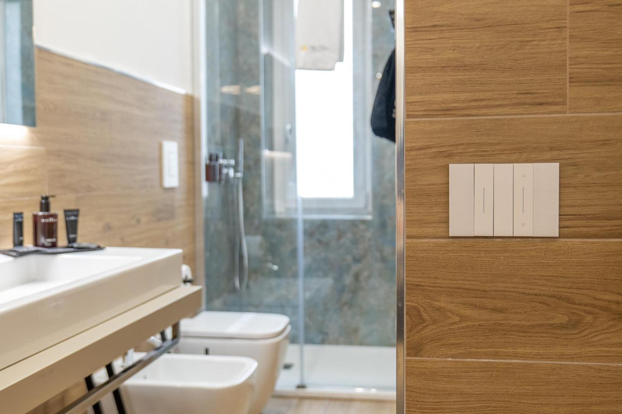 Appartamento Three Moons Boutique House/Calypso Salerno Esterno foto